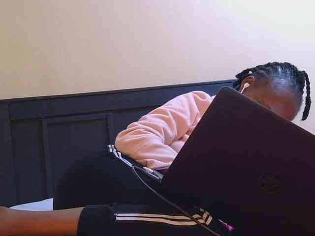 kinkydolll webcam