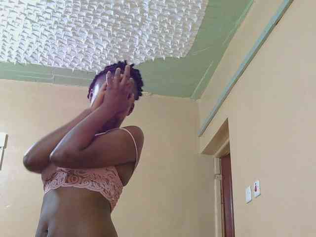 kinkydolll