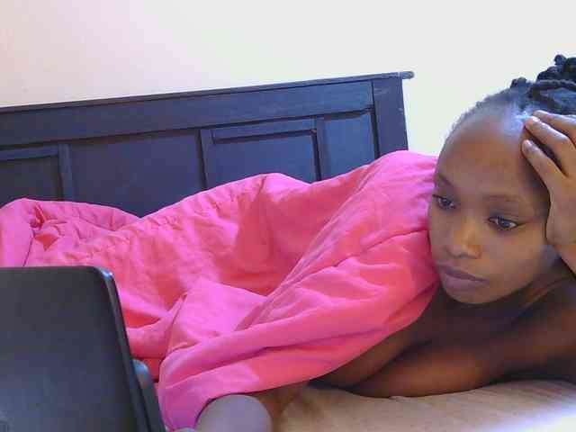 kinkydolll webcam
