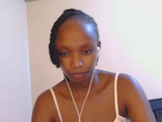 kinkydolll webcam