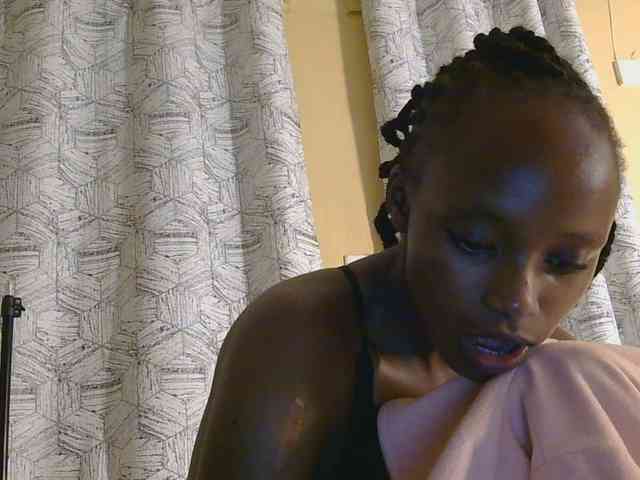 kinkydolll webcam
