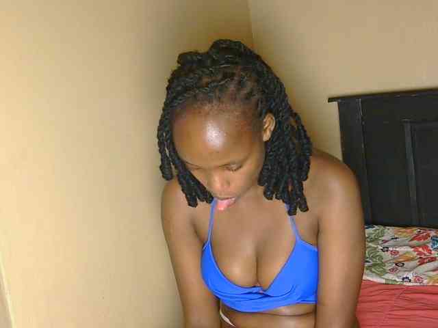 kinkydolll webcam