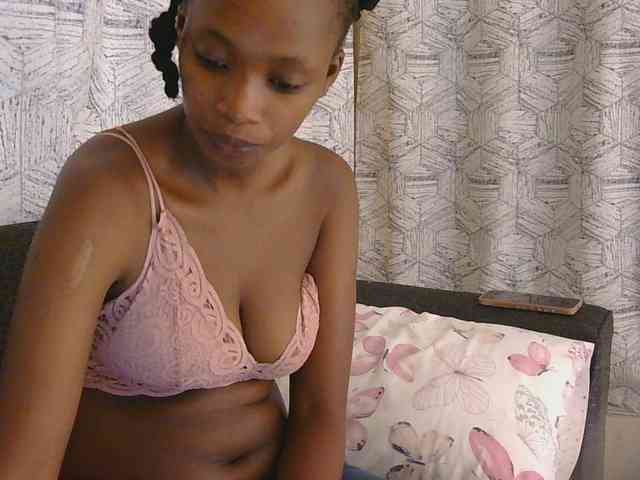 kinkydolll webcam