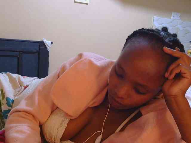 kinkydolll webcam