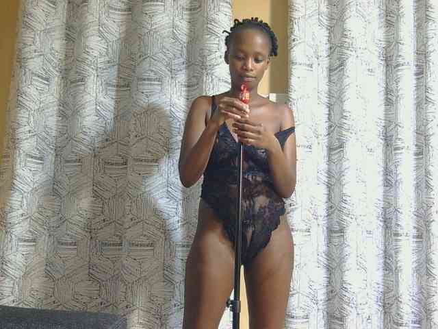 kinkydolll webcam
