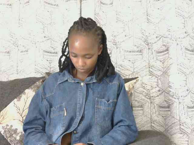 kinkydolll webcam