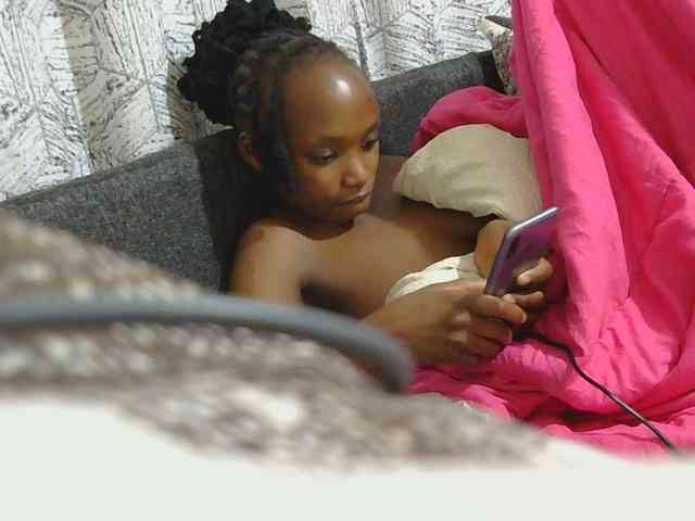 kinkydolll