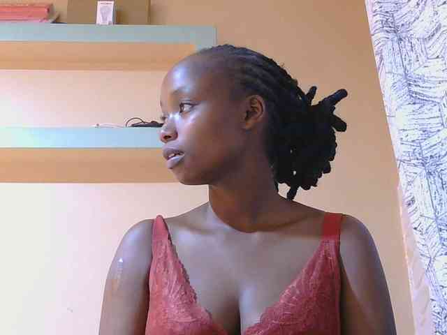 kinkydolll webcam