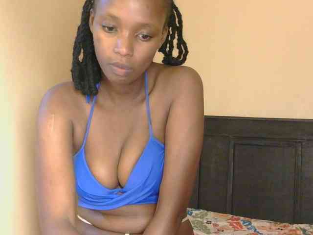 kinkydolll webcam