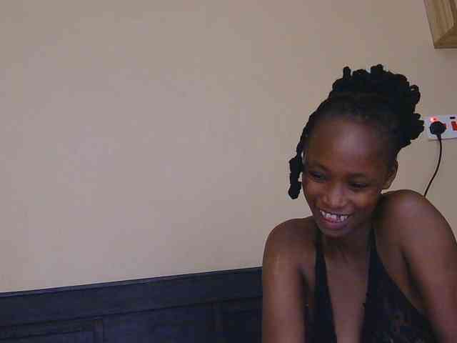 kinkydolll webcam