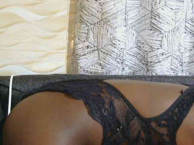 kinkydolll webcam