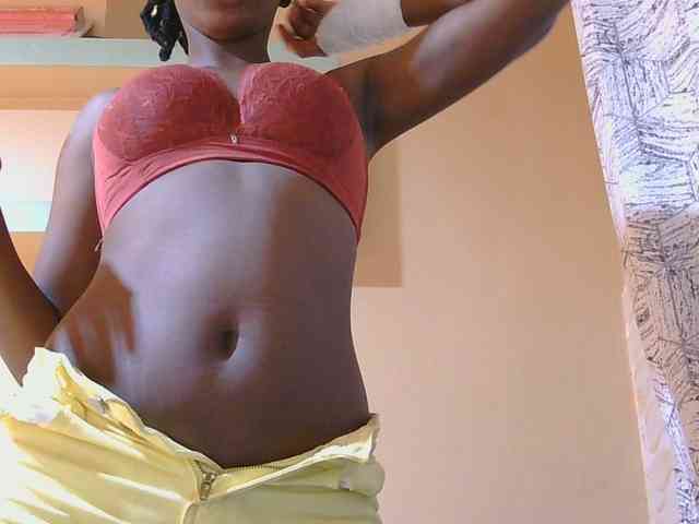 kinkydolll webcam