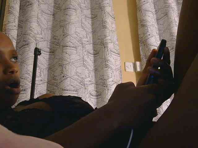 kinkydolll webcam