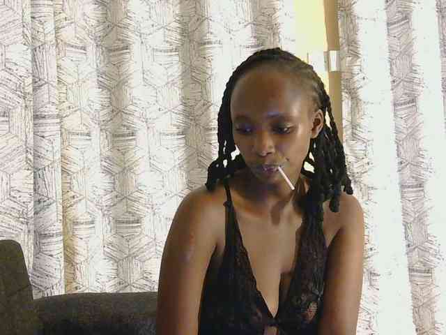 kinkydolll webcam