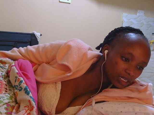 kinkydolll webcam