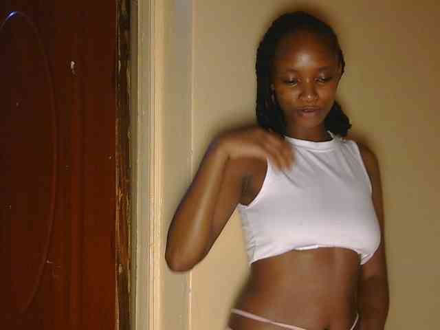 kinkydolll webcam