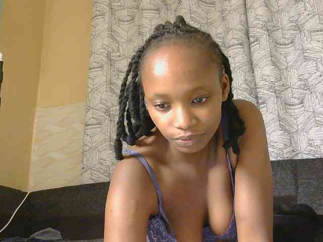 kinkydolll webcam