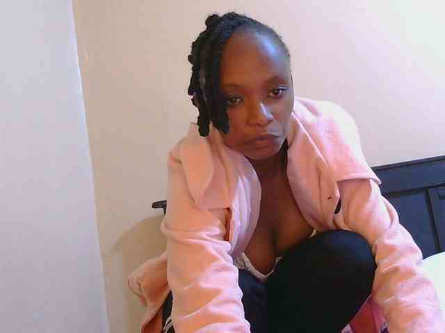 kinkydolll webcam