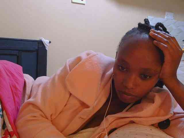 kinkydolll webcam