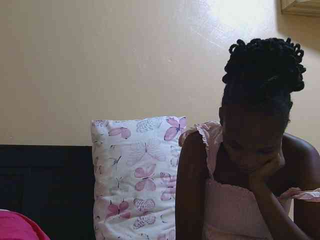 kinkydolll webcam