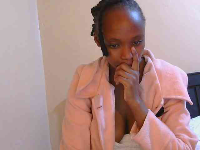 kinkydolll webcam