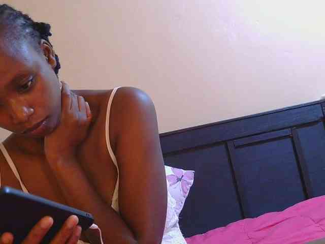 kinkydolll webcam