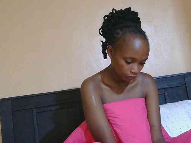 kinkydolll webcam