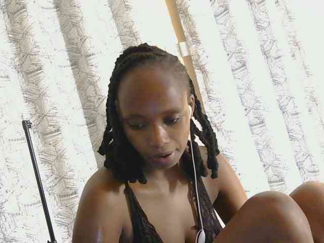 kinkydolll webcam