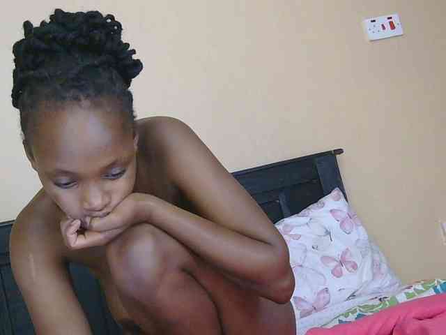 kinkydolll webcam
