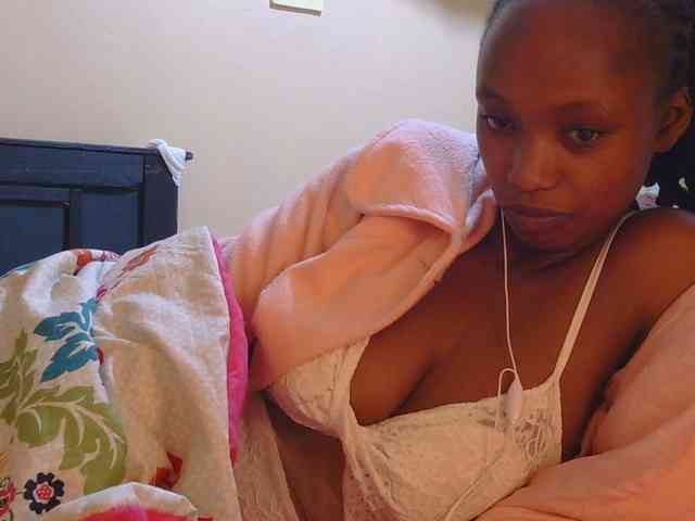 kinkydolll webcam