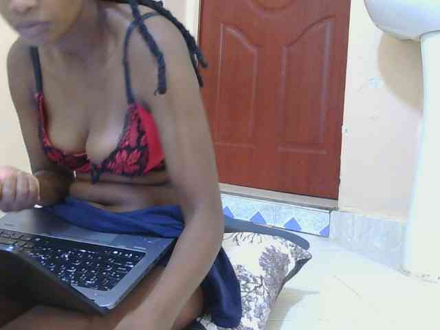 kinkydolll webcam