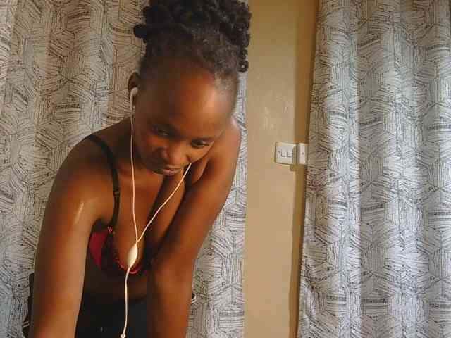 kinkydolll
