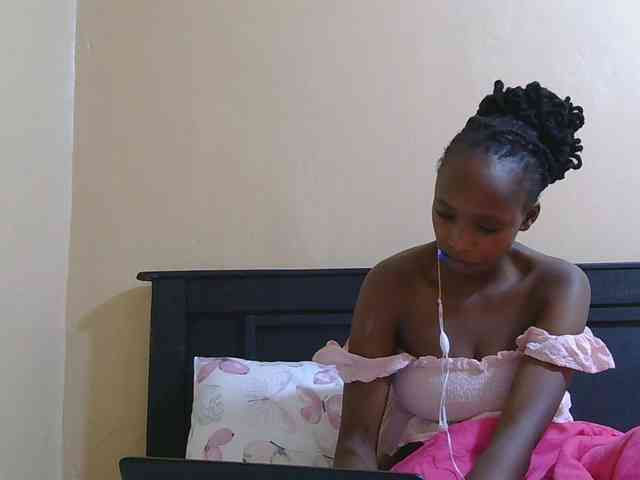 kinkydolll webcam