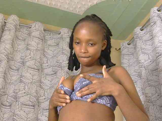 kinkydolll webcam