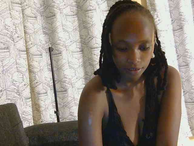kinkydolll webcam