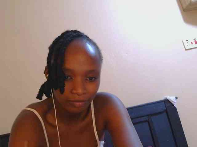 kinkydolll webcam