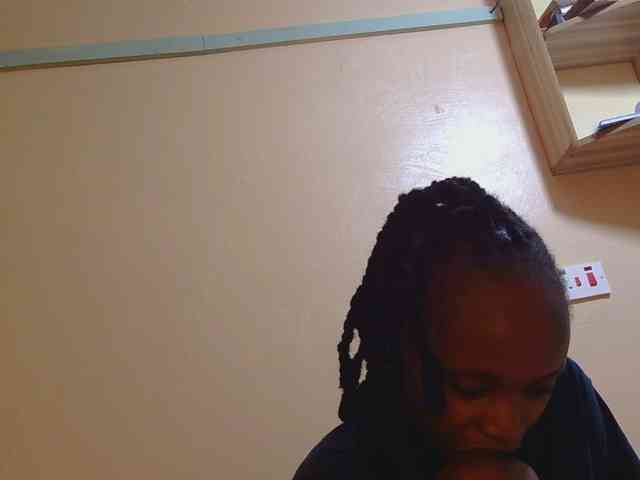 kinkydolll webcam