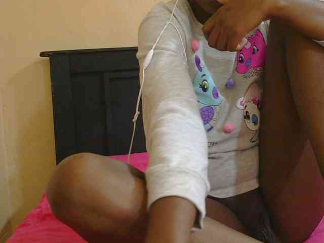 kinkydolll webcam