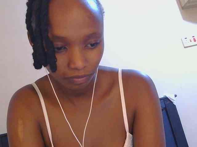 kinkydolll webcam