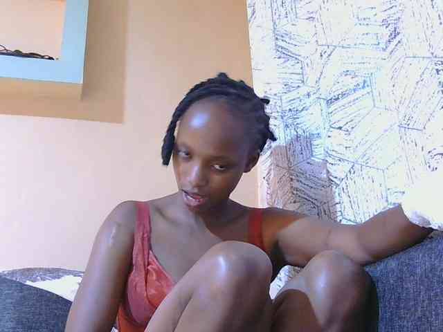 kinkydolll webcam