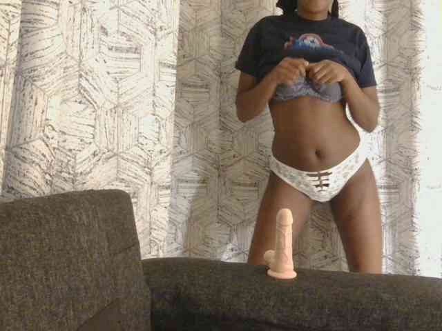 kinkydolll webcam