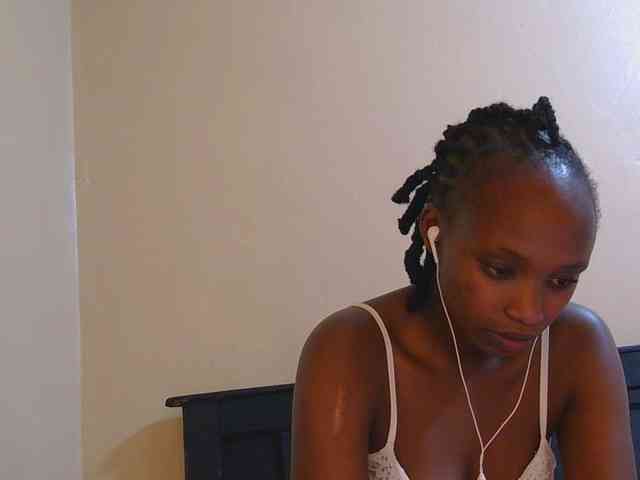 kinkydolll webcam