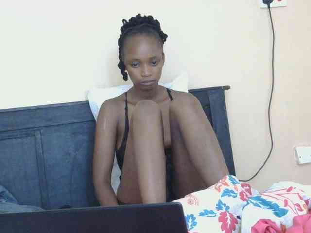 kinkydolll webcam