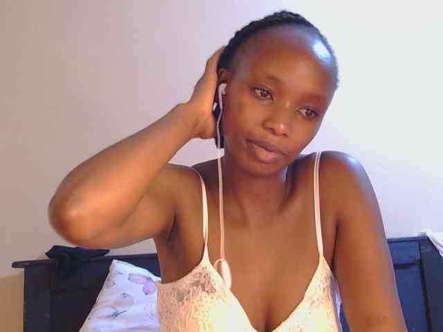 kinkydolll webcam