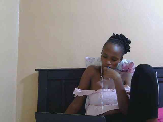 kinkydolll webcam