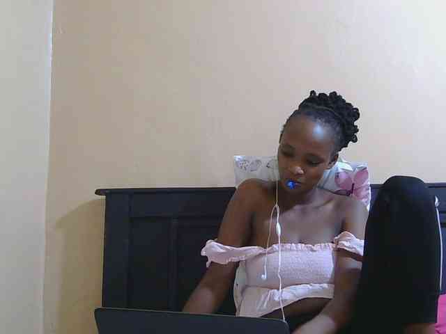kinkydolll webcam