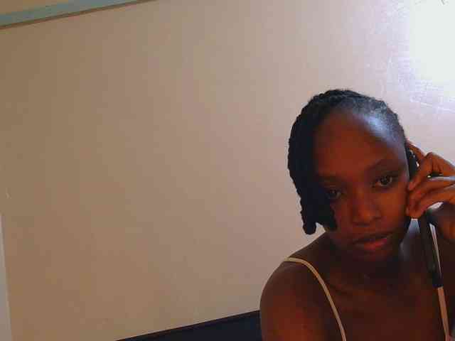 kinkydolll webcam