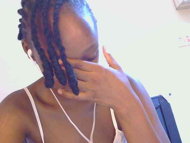 kinkydolll webcam