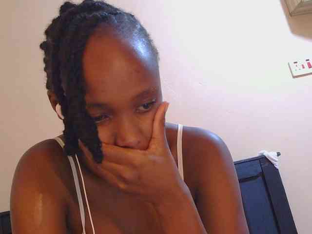 kinkydolll webcam