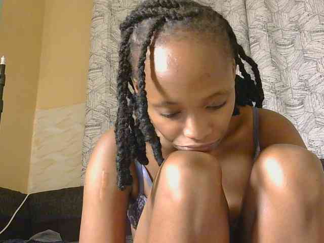 kinkydolll webcam